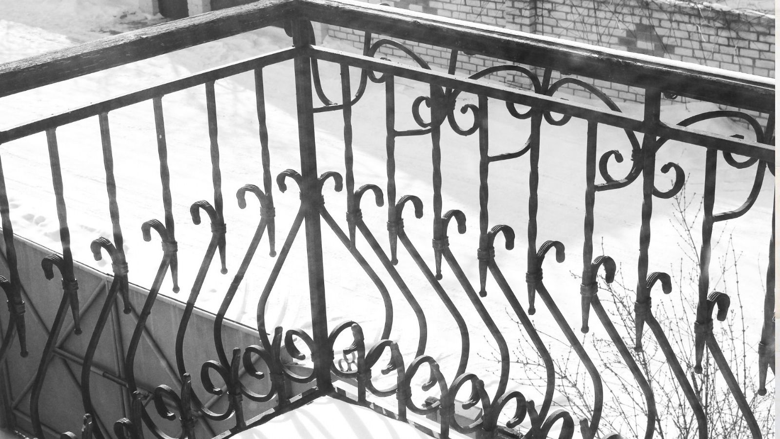 Karabağlar Demir Korkuluk